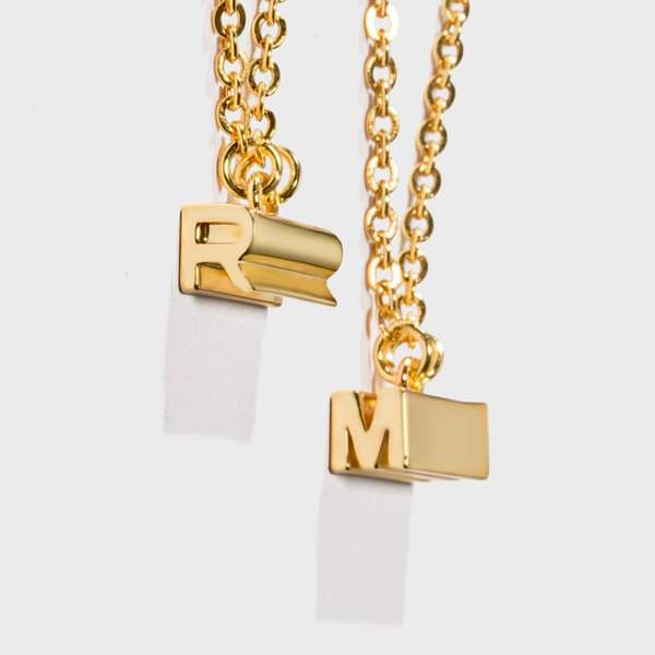INITIAL Necklaces